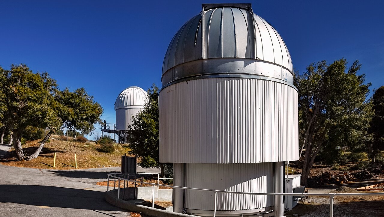 CHARA Interferometer Uncovers Hidden Twin Stars in Alpha Piscium